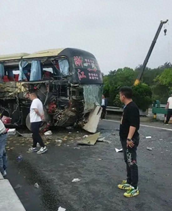 南昌车祸学生爆料事件视频,惊心动魄的生死瞬间  第3张
