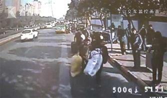 无锡网友爆料事件视频,惊现惊人一幕！  第3张