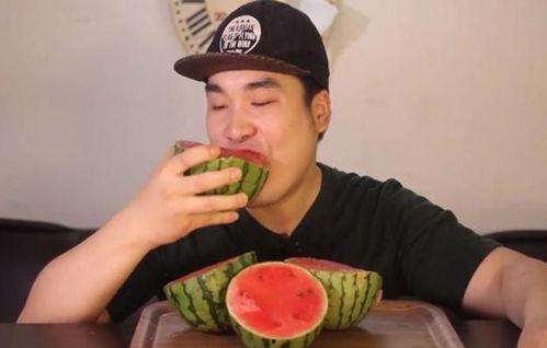 免费吃瓜网红在线观看,网红直播带你领略网络娱乐新潮流  第2张