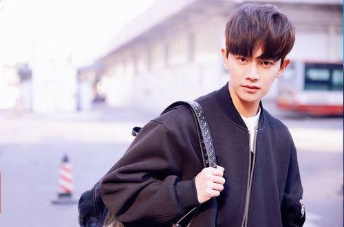 圈内八卦爆料任嘉伦,揭秘娱乐圈背后的神秘恋情  第3张