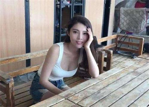 天涯爆料徐冬冬视频播放,徐冬冬私密视频意外曝光，引发网友热议