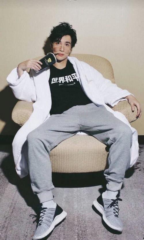 娱乐圈爆料客薛之谦,娱乐圈爆料客背后的故事