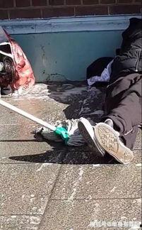 流浪者爆料视频,揭秘城市边缘的生存真相  第2张