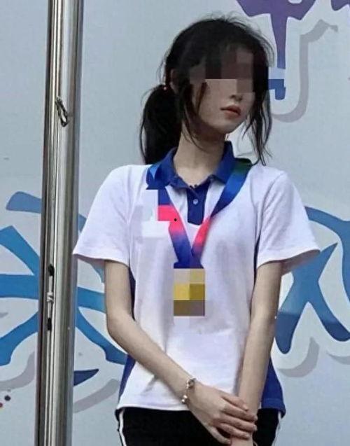 真实闺蜜吃瓜视频下载免费,免费下载背后的真实故事  第2张