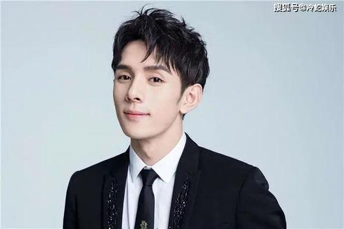 广州帅哥网红吃瓜,揭秘网红美食背后的故事  第3张