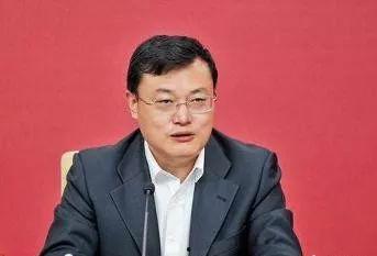 张荣爆料的人是谁呀视频,视频主角身份大起底