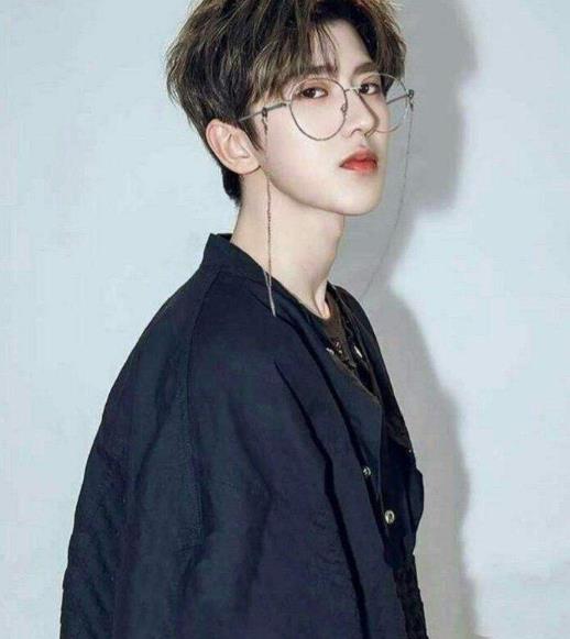 娱乐吃瓜鸭蔡徐坤  第2张