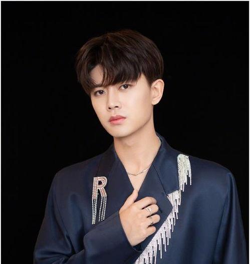 任嘉伦最新粉丝爆料,揭秘明星私生活细节！